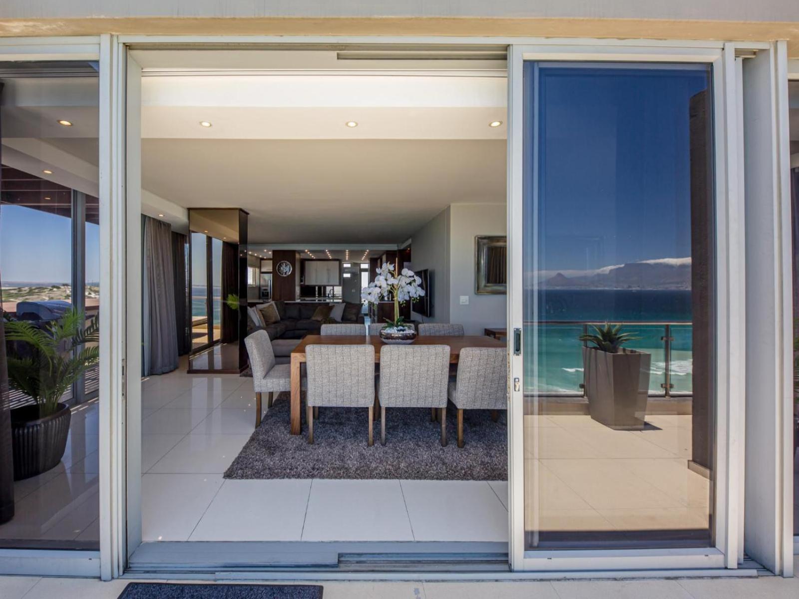 Infinity Self Catering Apartments 블루버그스트랜드 객실 사진