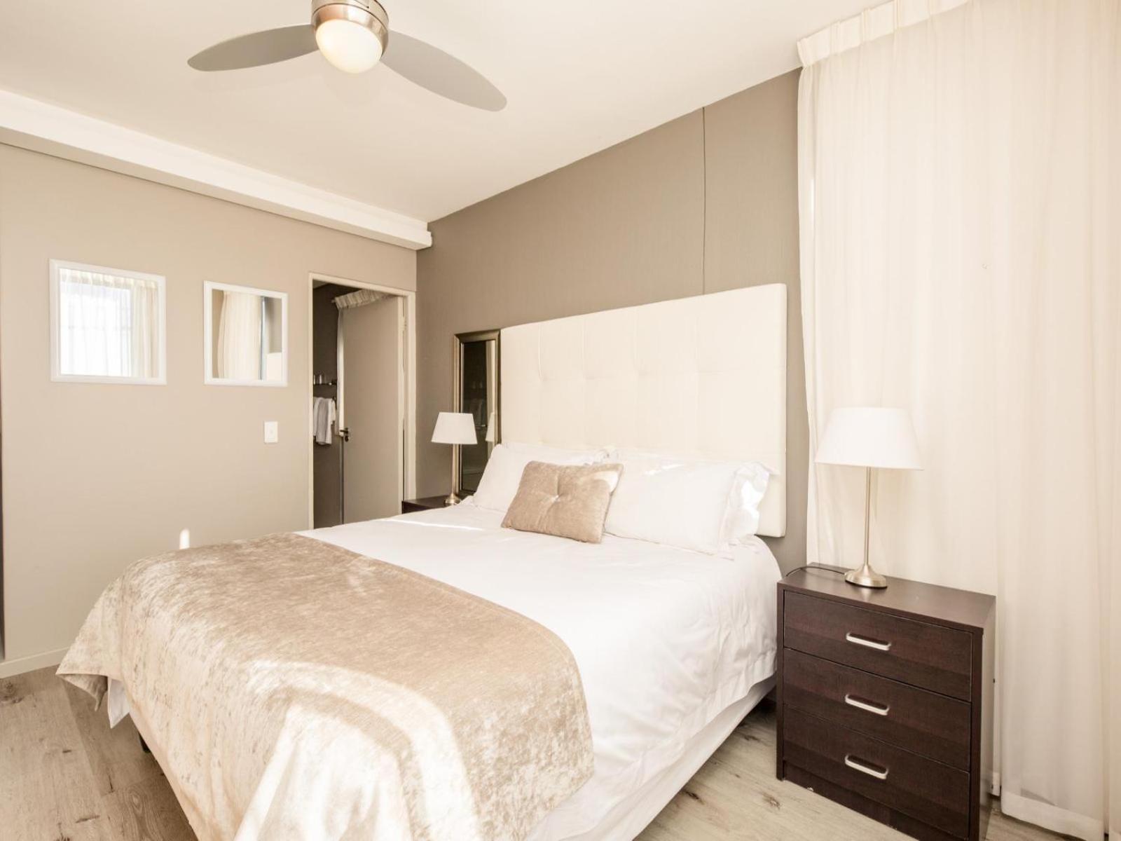 Infinity Self Catering Apartments 블루버그스트랜드 객실 사진